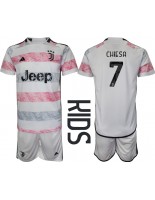 Juventus Federico Chiesa #7 Venkovní dres pro děti 2023-24 Krátký Rukáv (+ trenýrky)